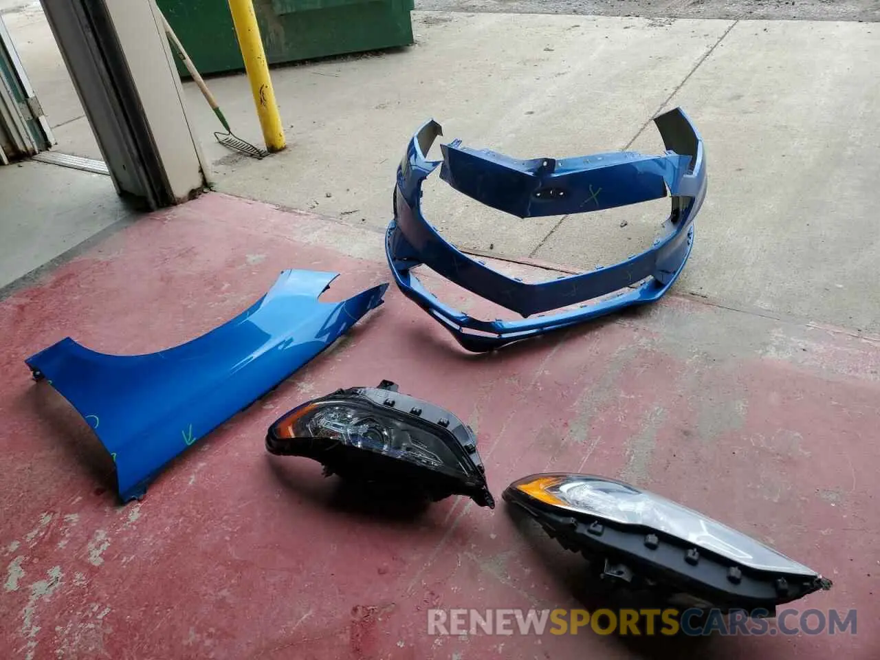 12 Photograph of a damaged car 3FA6P0LU7KR266953 FORD FUSION 2019