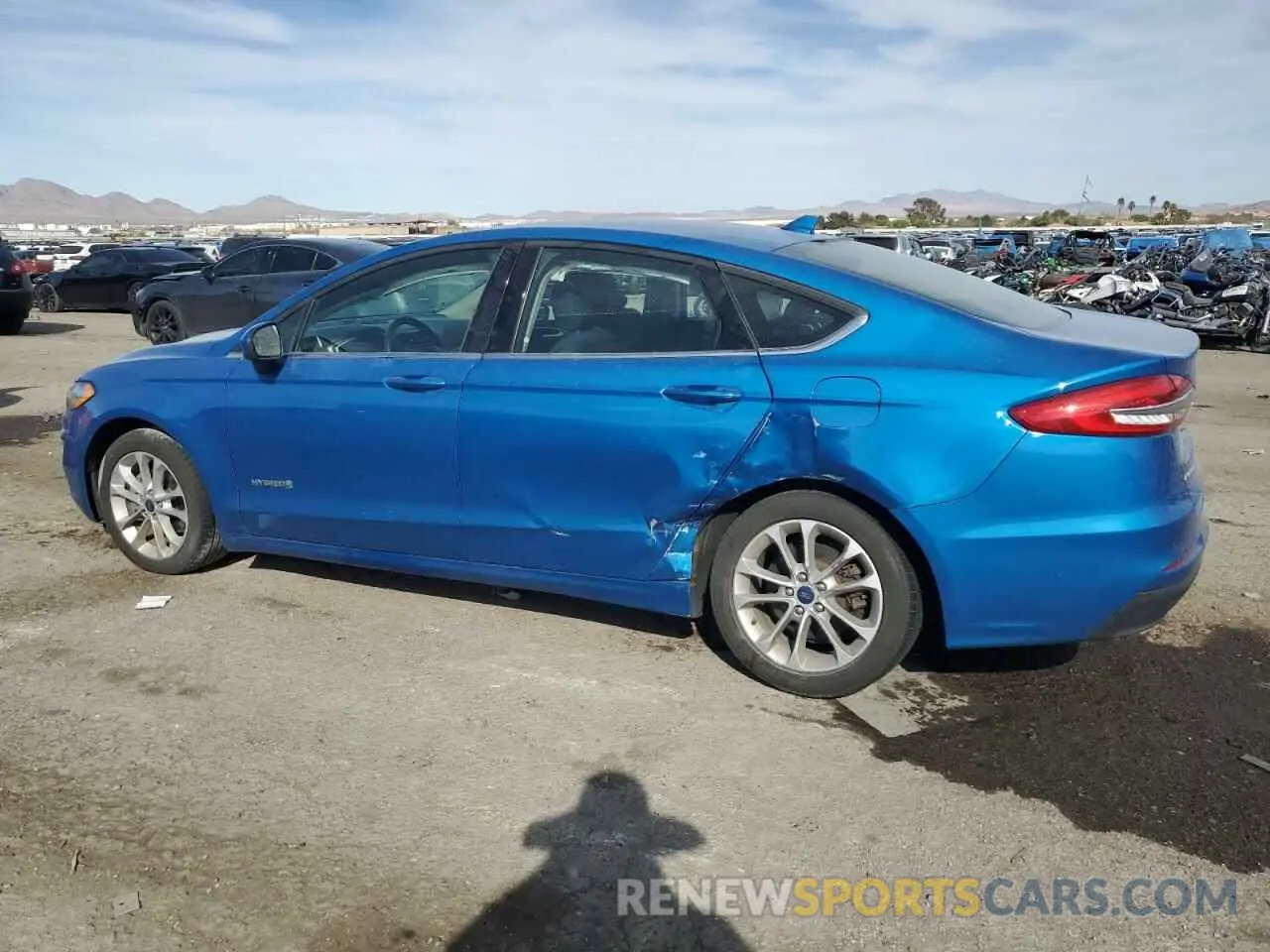 2 Photograph of a damaged car 3FA6P0LU7KR277239 FORD FUSION 2019