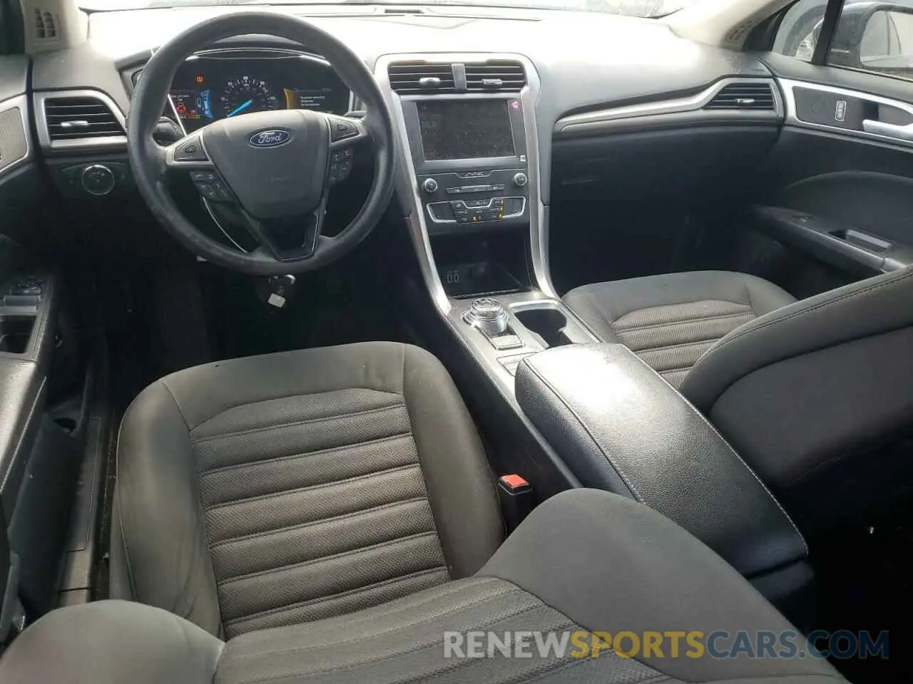 8 Photograph of a damaged car 3FA6P0LU8KR131688 FORD FUSION 2019