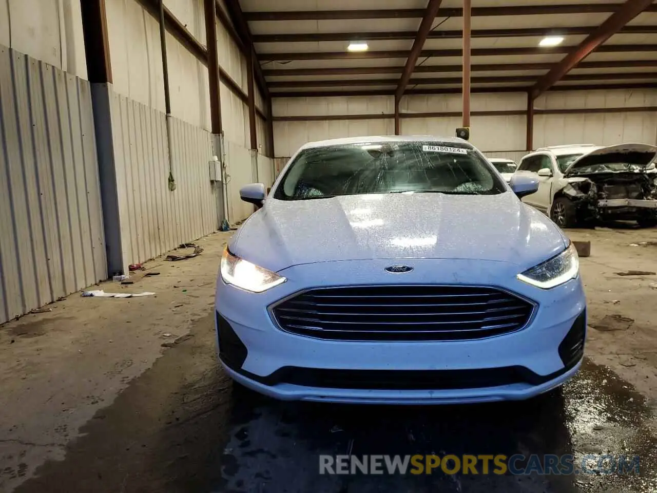 5 Photograph of a damaged car 3FA6P0LU8KR147521 FORD FUSION 2019