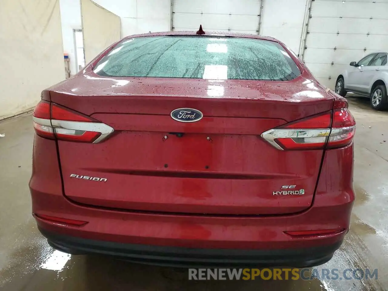 6 Photograph of a damaged car 3FA6P0LU8KR195701 FORD FUSION 2019