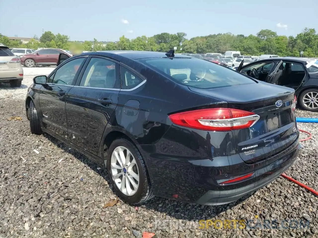 2 Photograph of a damaged car 3FA6P0LU9KR117248 FORD FUSION 2019