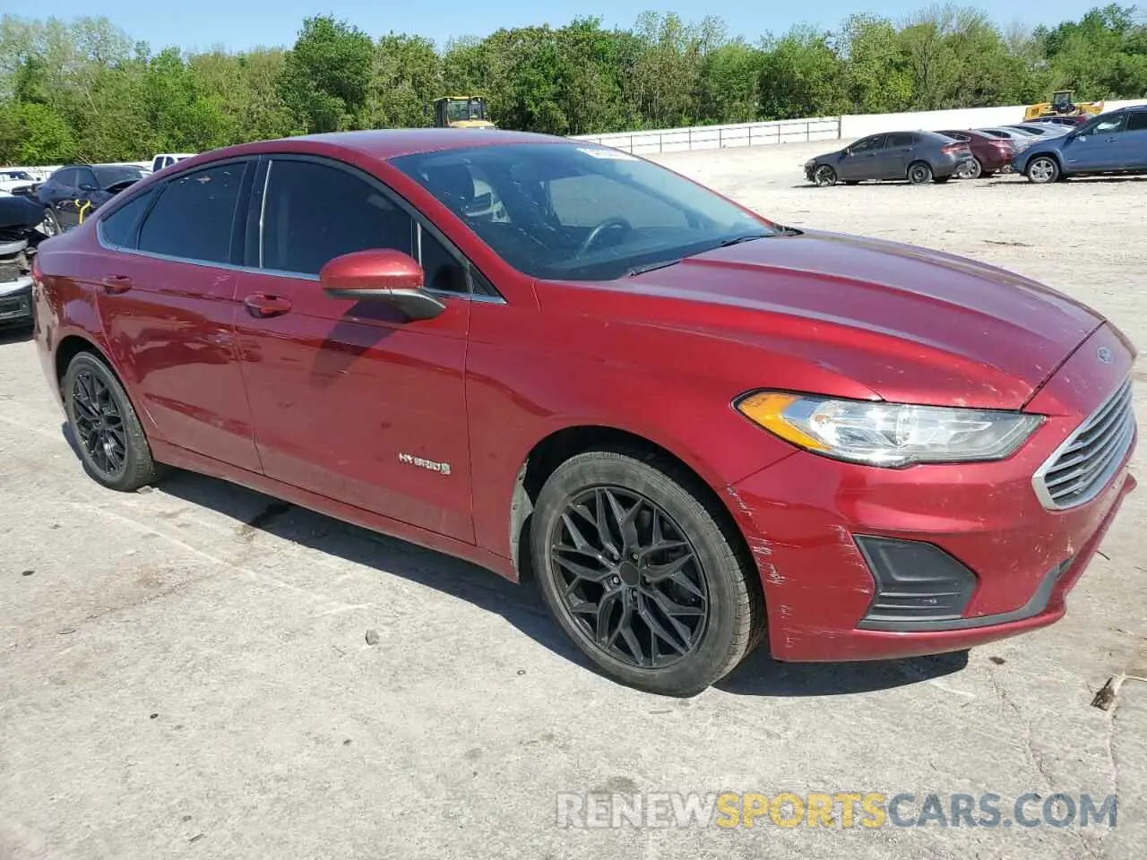 4 Photograph of a damaged car 3FA6P0LU9KR207905 FORD FUSION 2019