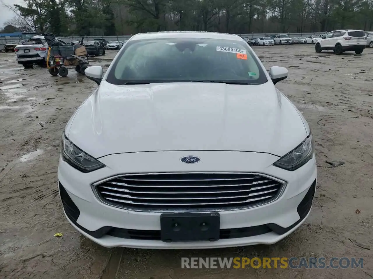 5 Photograph of a damaged car 3FA6P0LU9KR219214 FORD FUSION 2019