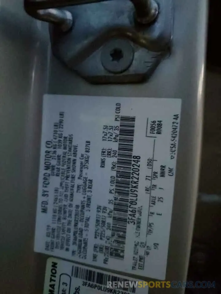 13 Photograph of a damaged car 3FA6P0LU9KR220248 FORD FUSION 2019