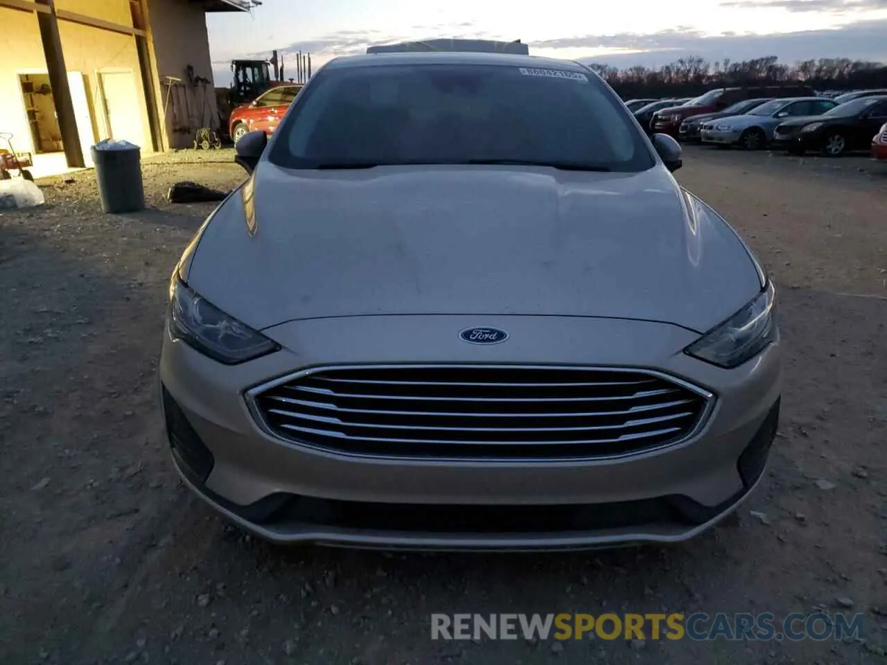 5 Photograph of a damaged car 3FA6P0LU9KR220248 FORD FUSION 2019
