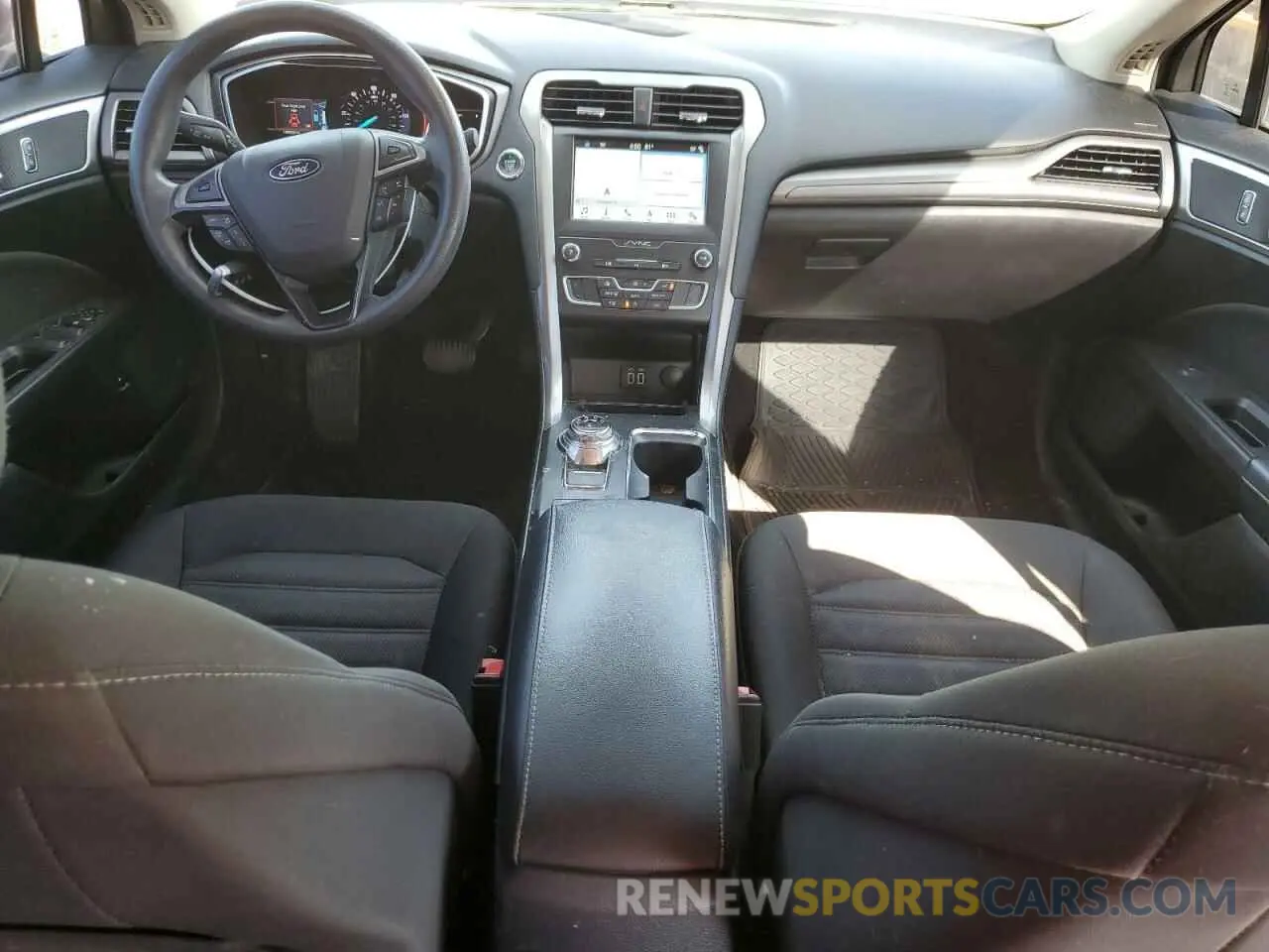 8 Photograph of a damaged car 3FA6P0LUXKR107053 FORD FUSION 2019