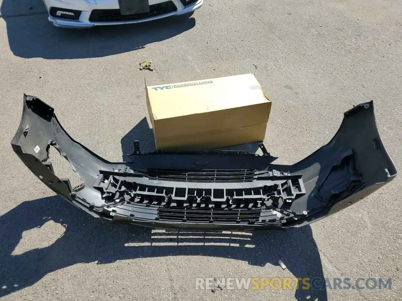 12 Photograph of a damaged car 3FA6P0LUXKR157399 FORD FUSION 2019