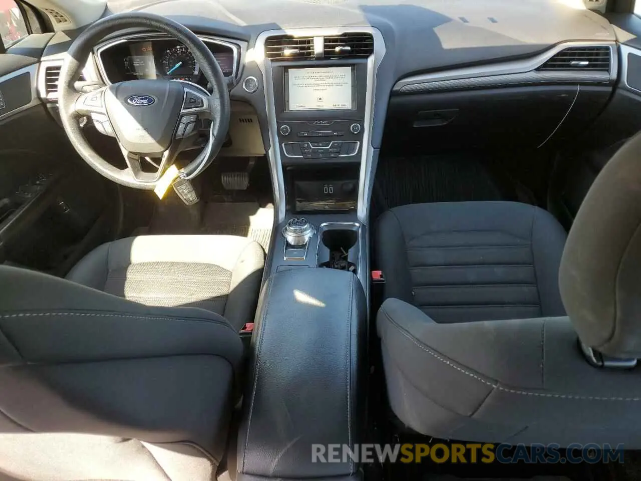 8 Photograph of a damaged car 3FA6P0LUXKR157399 FORD FUSION 2019