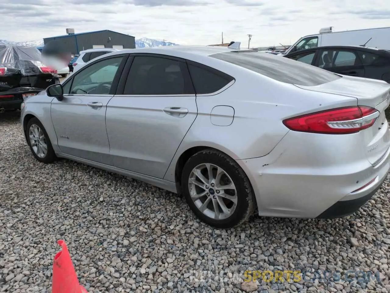 2 Photograph of a damaged car 3FA6P0LUXKR180293 FORD FUSION 2019