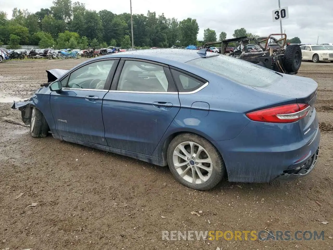 2 Photograph of a damaged car 3FA6P0LUXKR197921 FORD FUSION 2019