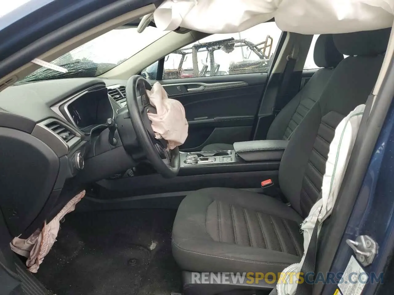 7 Photograph of a damaged car 3FA6P0LUXKR197921 FORD FUSION 2019