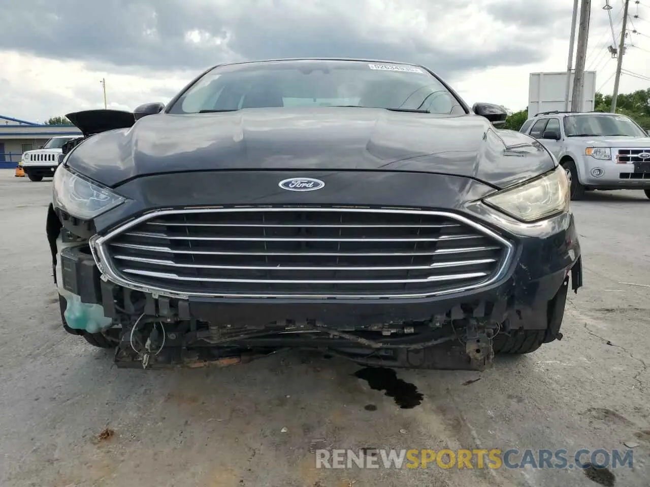 5 Photograph of a damaged car 3FA6P0LUXKR243750 FORD FUSION 2019