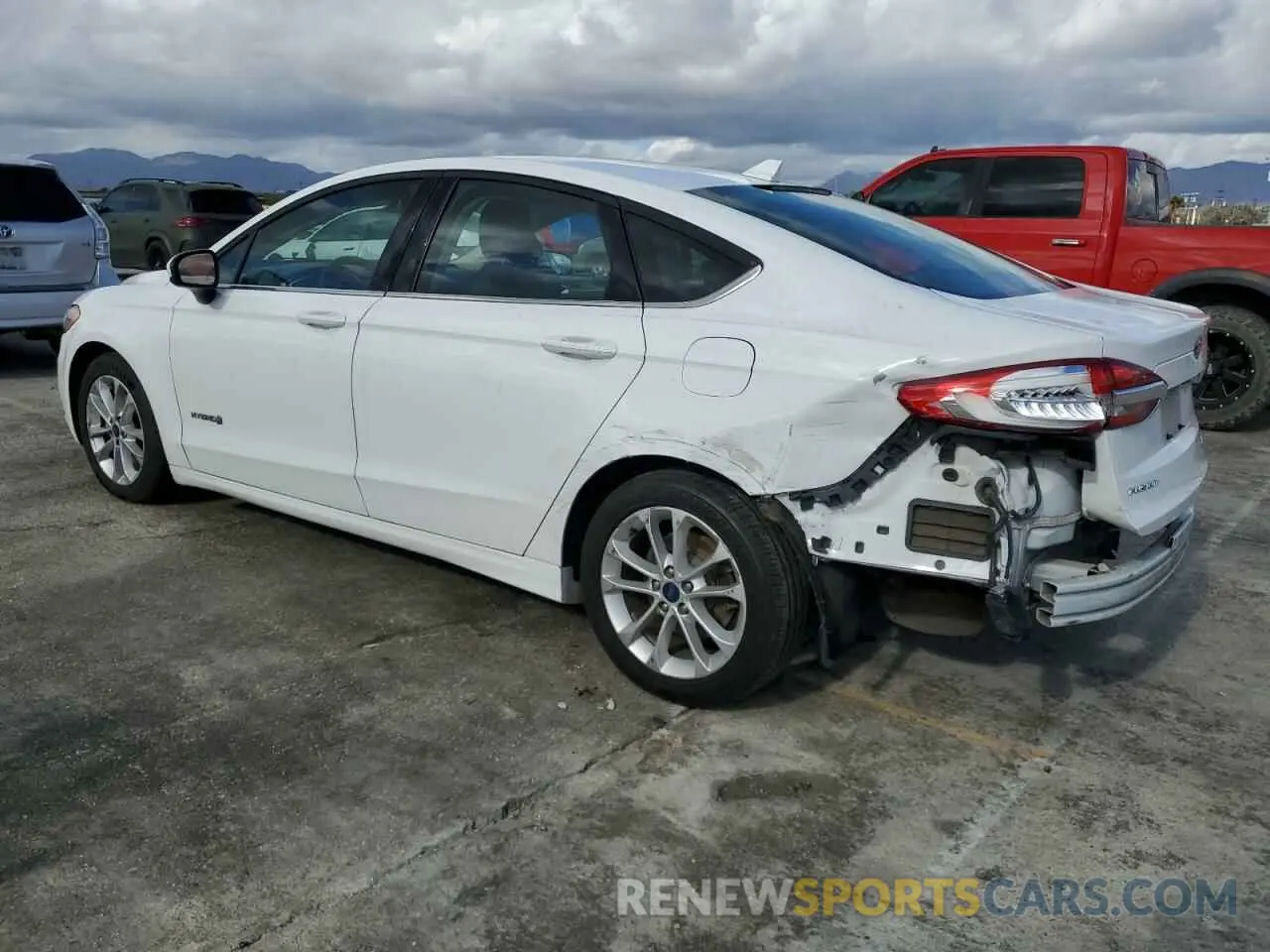 2 Photograph of a damaged car 3FA6P0LUXKR272150 FORD FUSION 2019