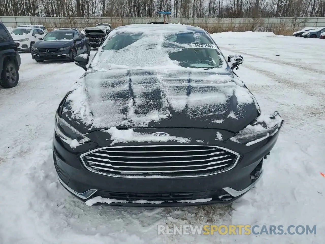 5 Photograph of a damaged car 3FA6P0MU0KR197621 FORD FUSION 2019