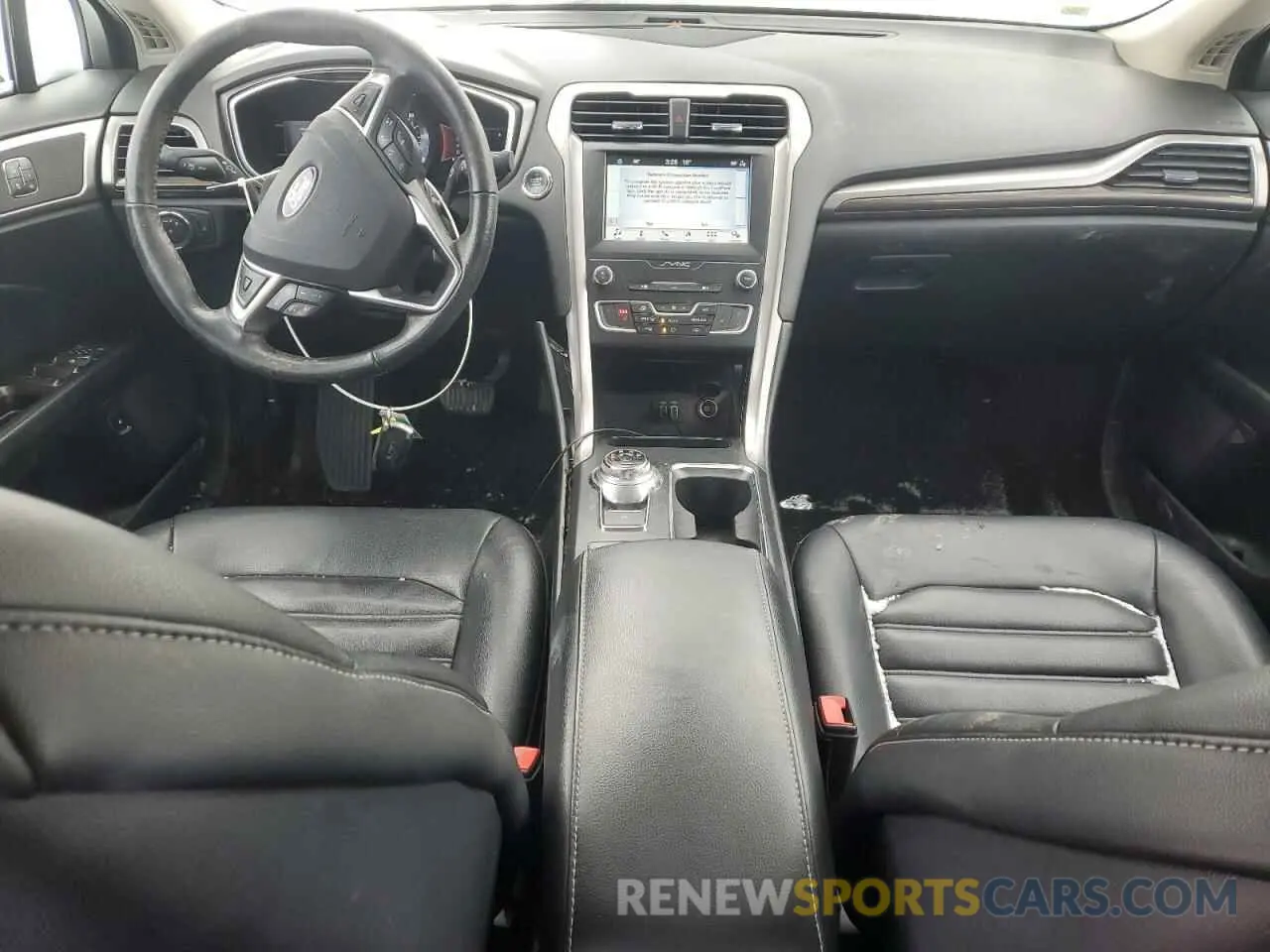 8 Photograph of a damaged car 3FA6P0MU0KR197621 FORD FUSION 2019