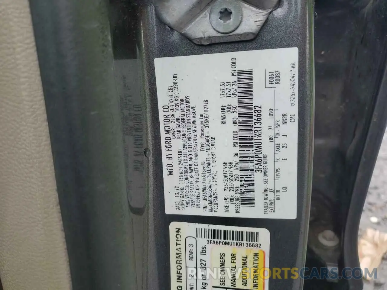 12 Photograph of a damaged car 3FA6P0MU1KR136682 FORD FUSION 2019