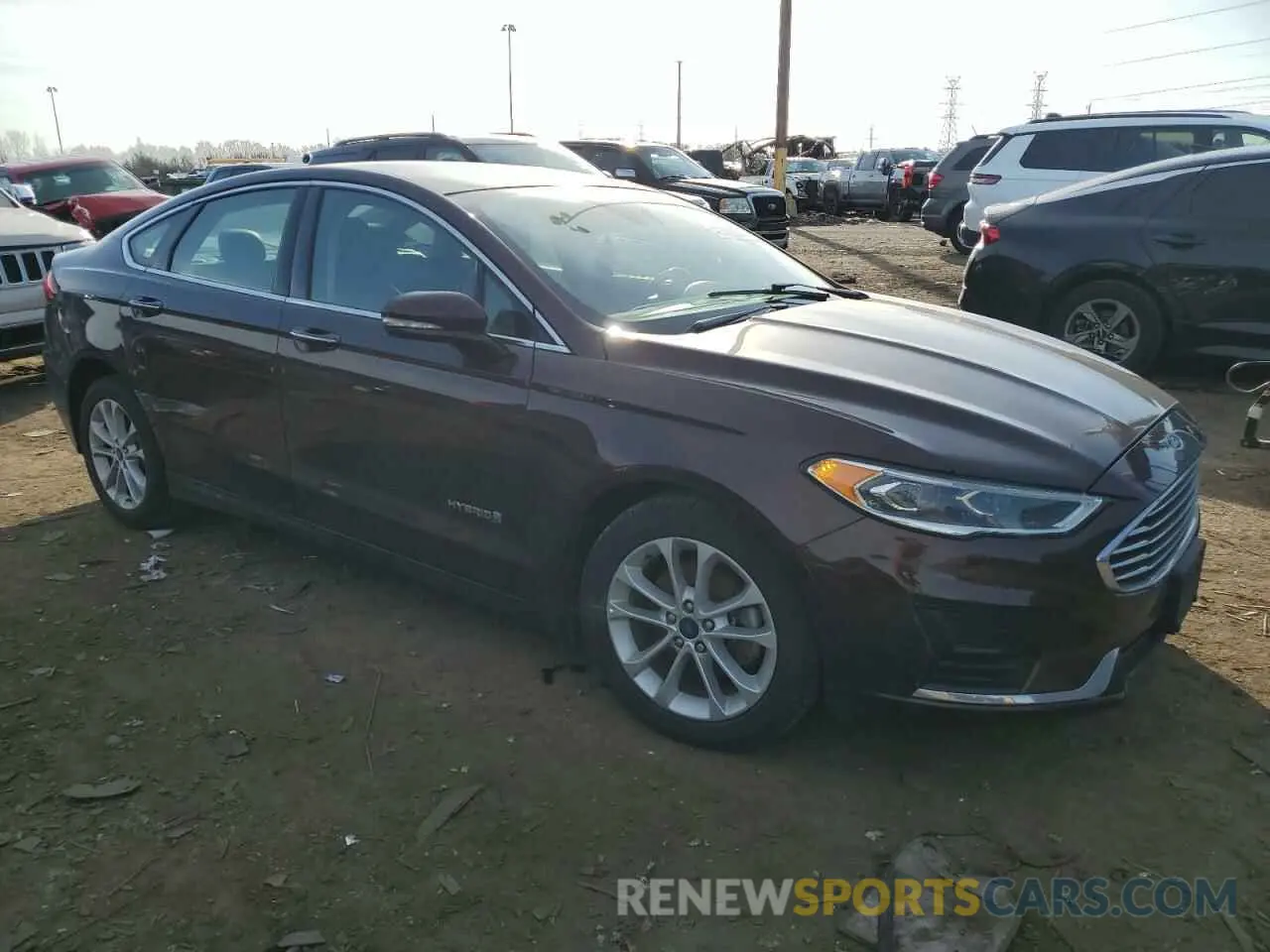 4 Photograph of a damaged car 3FA6P0MU2KR195742 FORD FUSION 2019