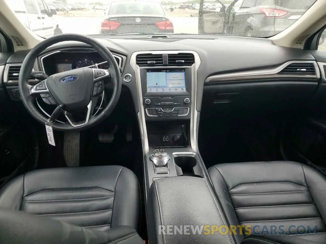 8 Photograph of a damaged car 3FA6P0MU2KR235897 FORD FUSION 2019