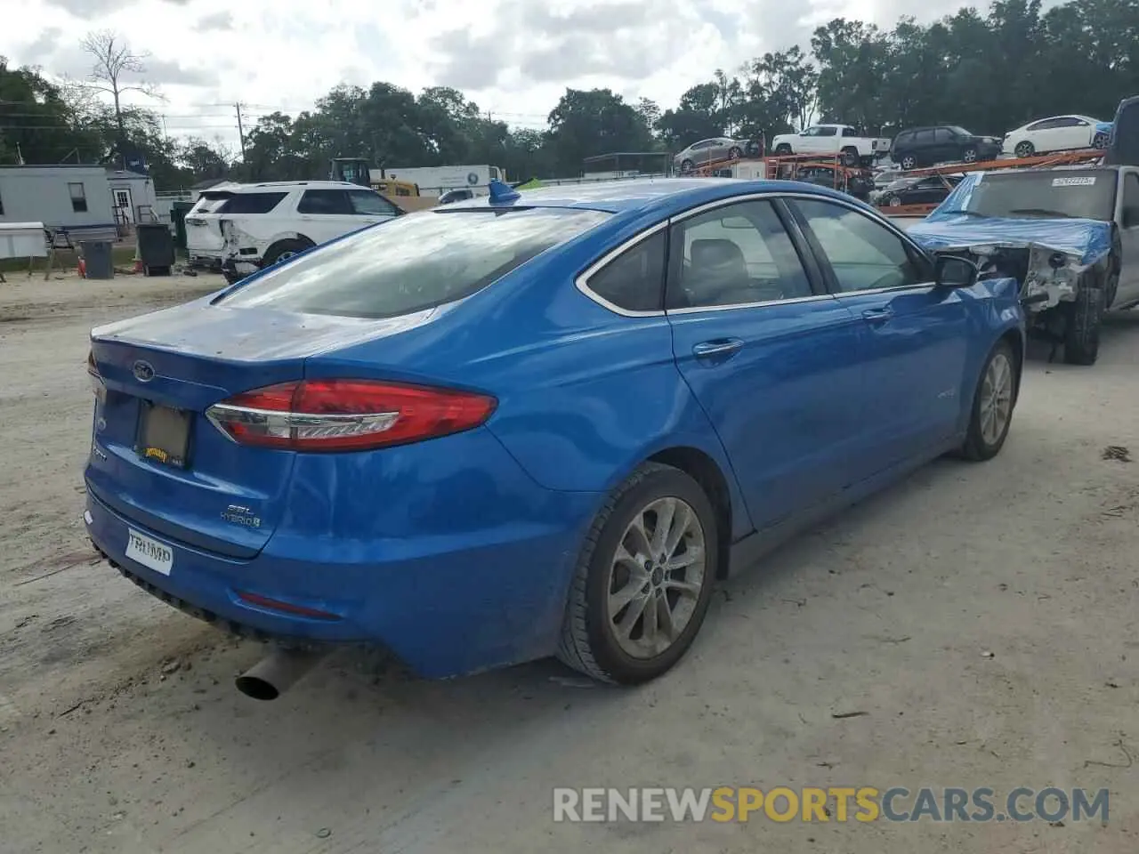 3 Photograph of a damaged car 3FA6P0MU6KR139156 FORD FUSION 2019
