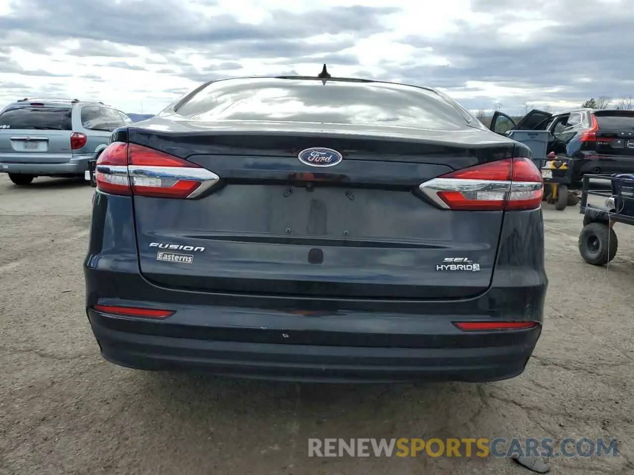 6 Photograph of a damaged car 3FA6P0MU7KR139828 FORD FUSION 2019