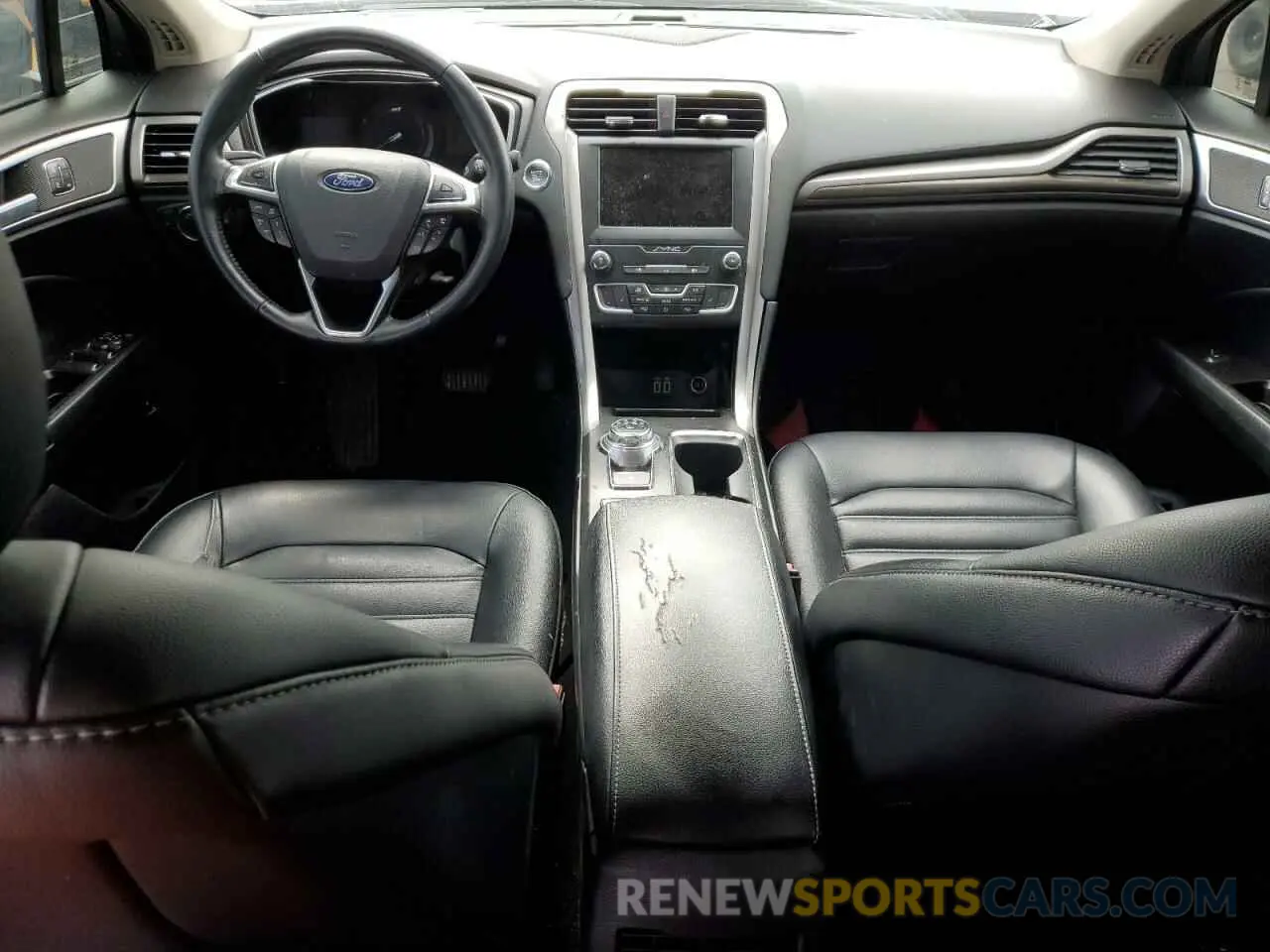 8 Photograph of a damaged car 3FA6P0MU7KR139828 FORD FUSION 2019
