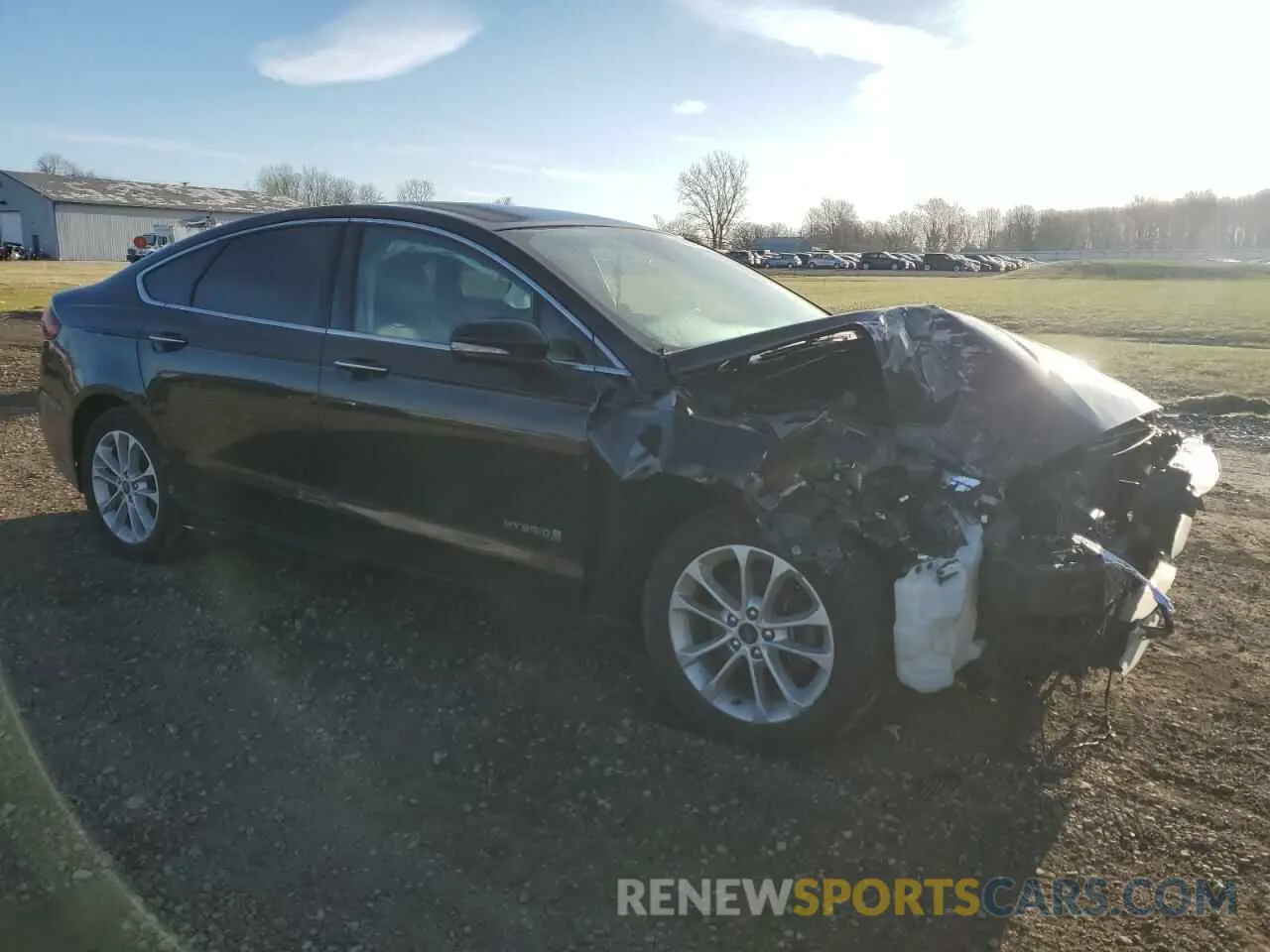 4 Photograph of a damaged car 3FA6P0MUXKR131383 FORD FUSION 2019