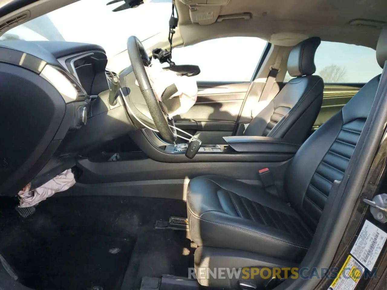 7 Photograph of a damaged car 3FA6P0MUXKR131383 FORD FUSION 2019