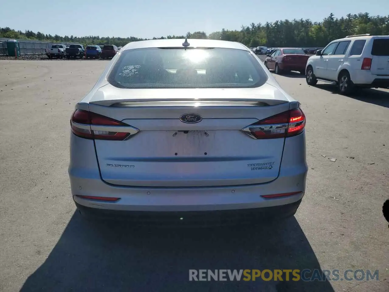 6 Photograph of a damaged car 3FA6P0RU1KR260816 FORD FUSION 2019