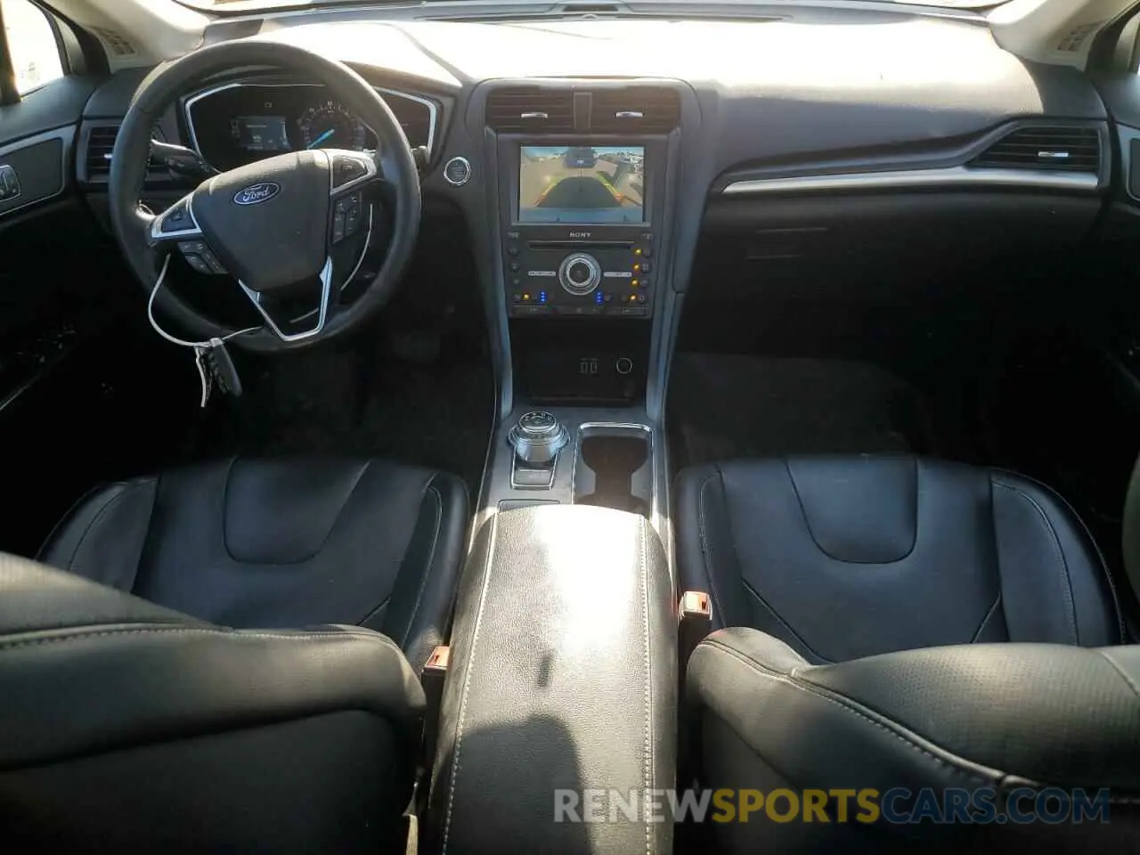 8 Photograph of a damaged car 3FA6P0RU1KR260816 FORD FUSION 2019