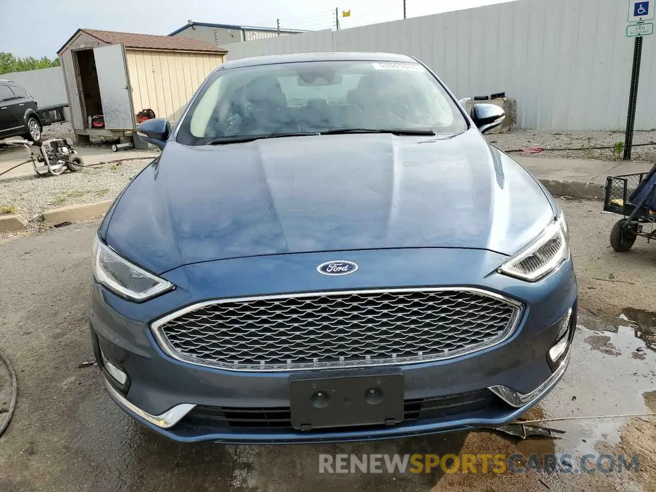 5 Photograph of a damaged car 3FA6P0RU2KR209311 FORD FUSION 2019
