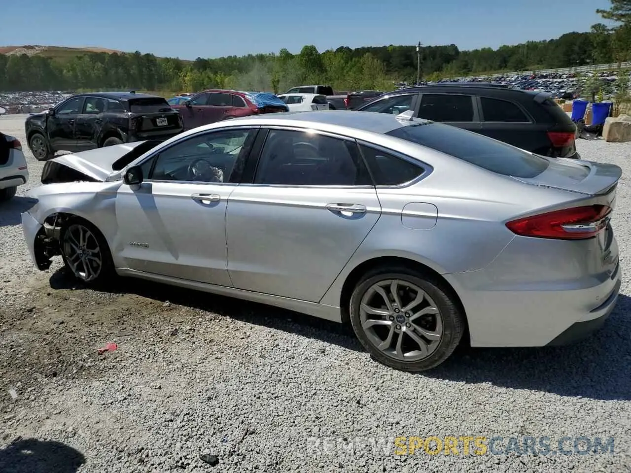 2 Photograph of a damaged car 3FA6P0RU3KR118631 FORD FUSION 2019
