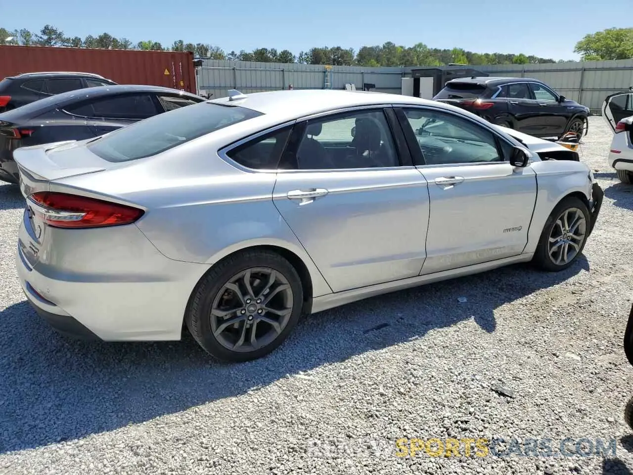 3 Photograph of a damaged car 3FA6P0RU3KR118631 FORD FUSION 2019