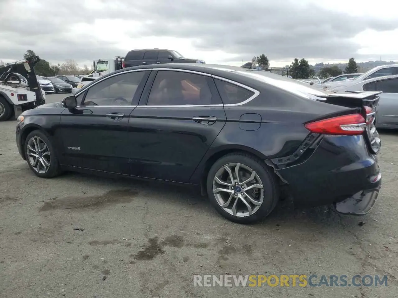 2 Photograph of a damaged car 3FA6P0RU3KR140063 FORD FUSION 2019