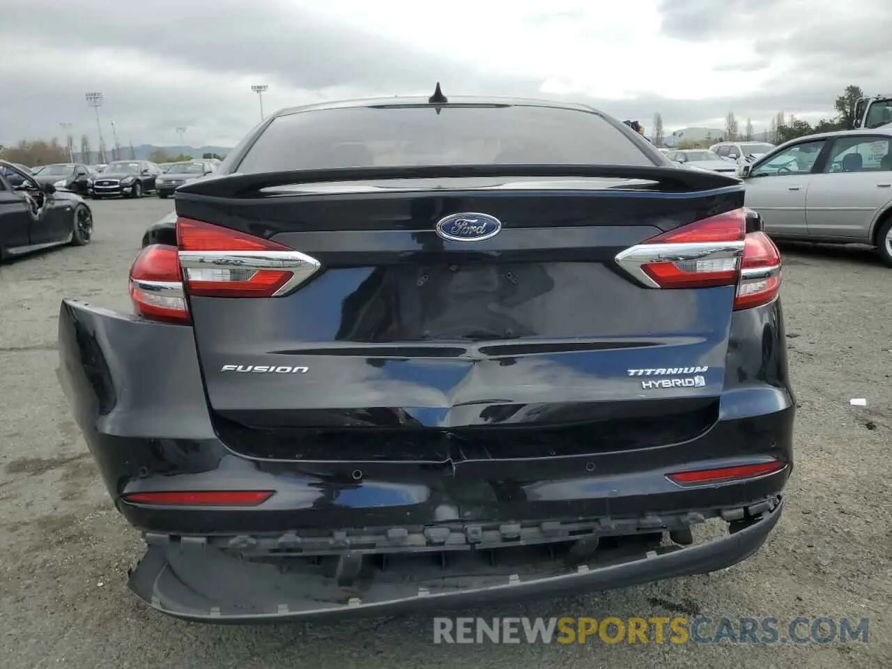 6 Photograph of a damaged car 3FA6P0RU3KR140063 FORD FUSION 2019
