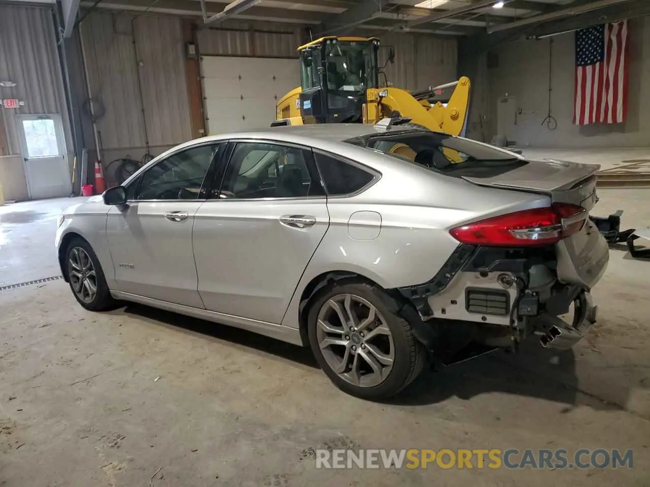 2 Photograph of a damaged car 3FA6P0RU5KR138895 FORD FUSION 2019