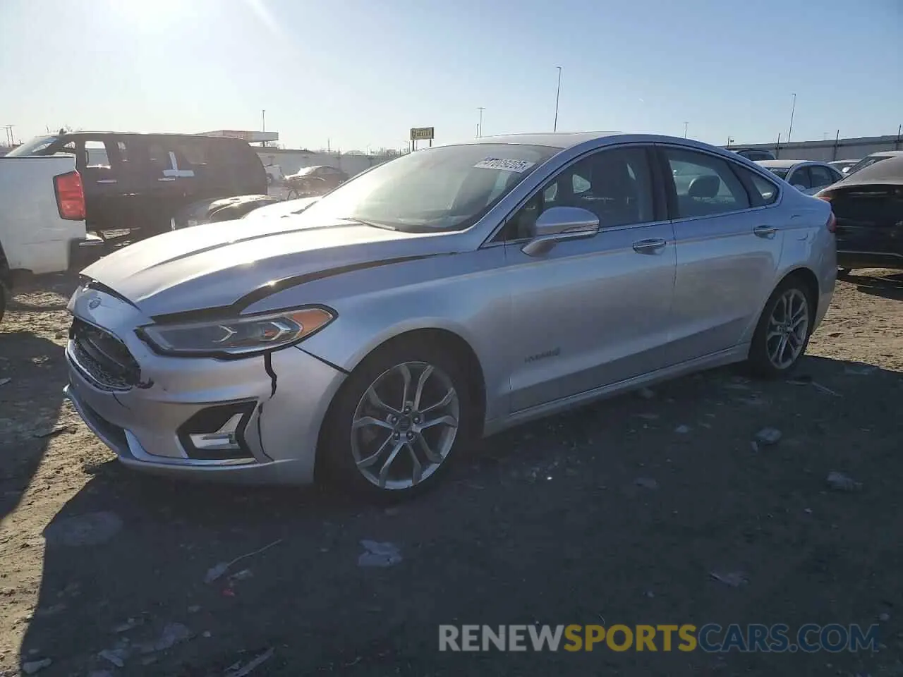 1 Photograph of a damaged car 3FA6P0RU5KR240214 FORD FUSION 2019