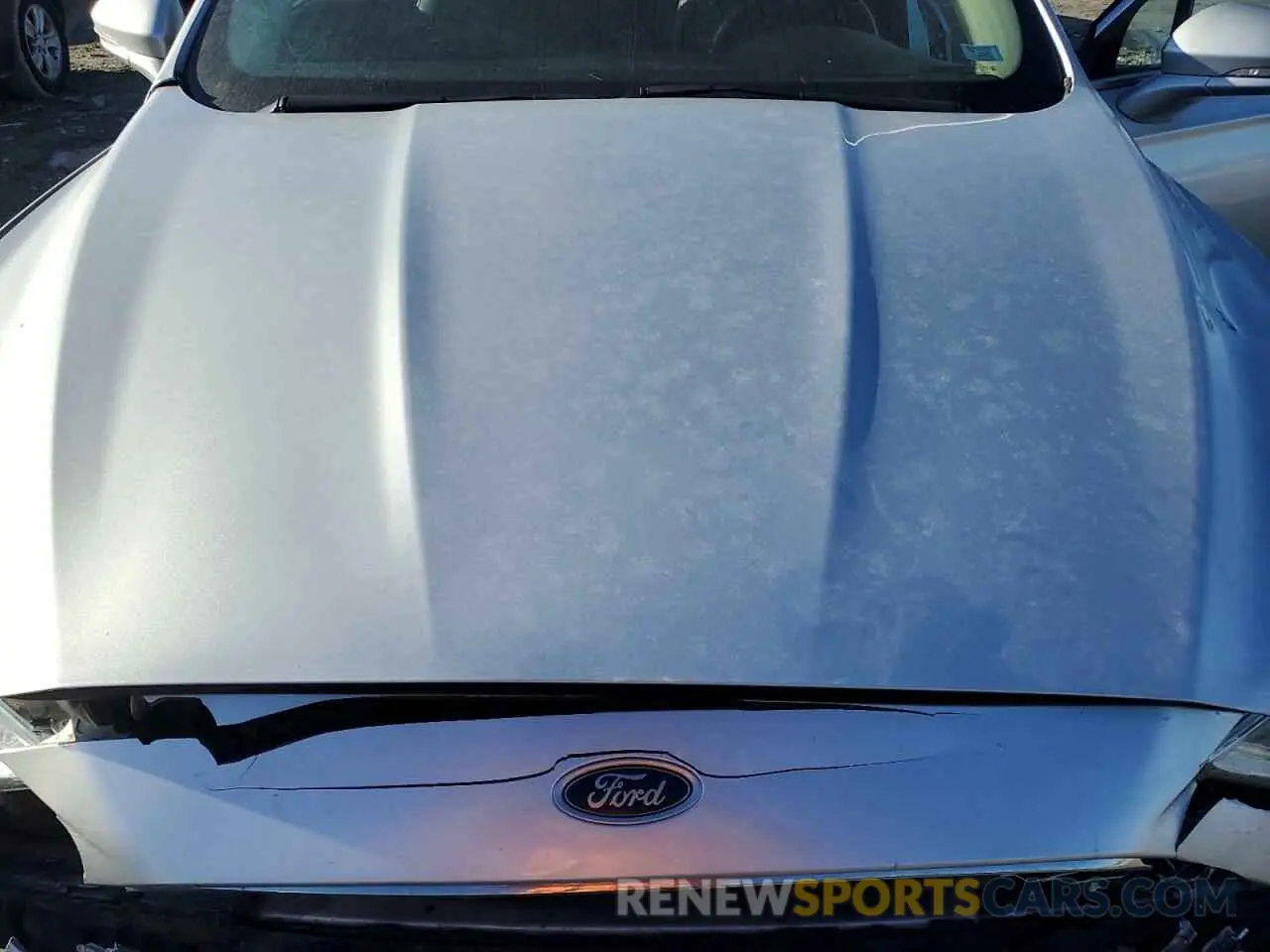 11 Photograph of a damaged car 3FA6P0RU5KR240214 FORD FUSION 2019