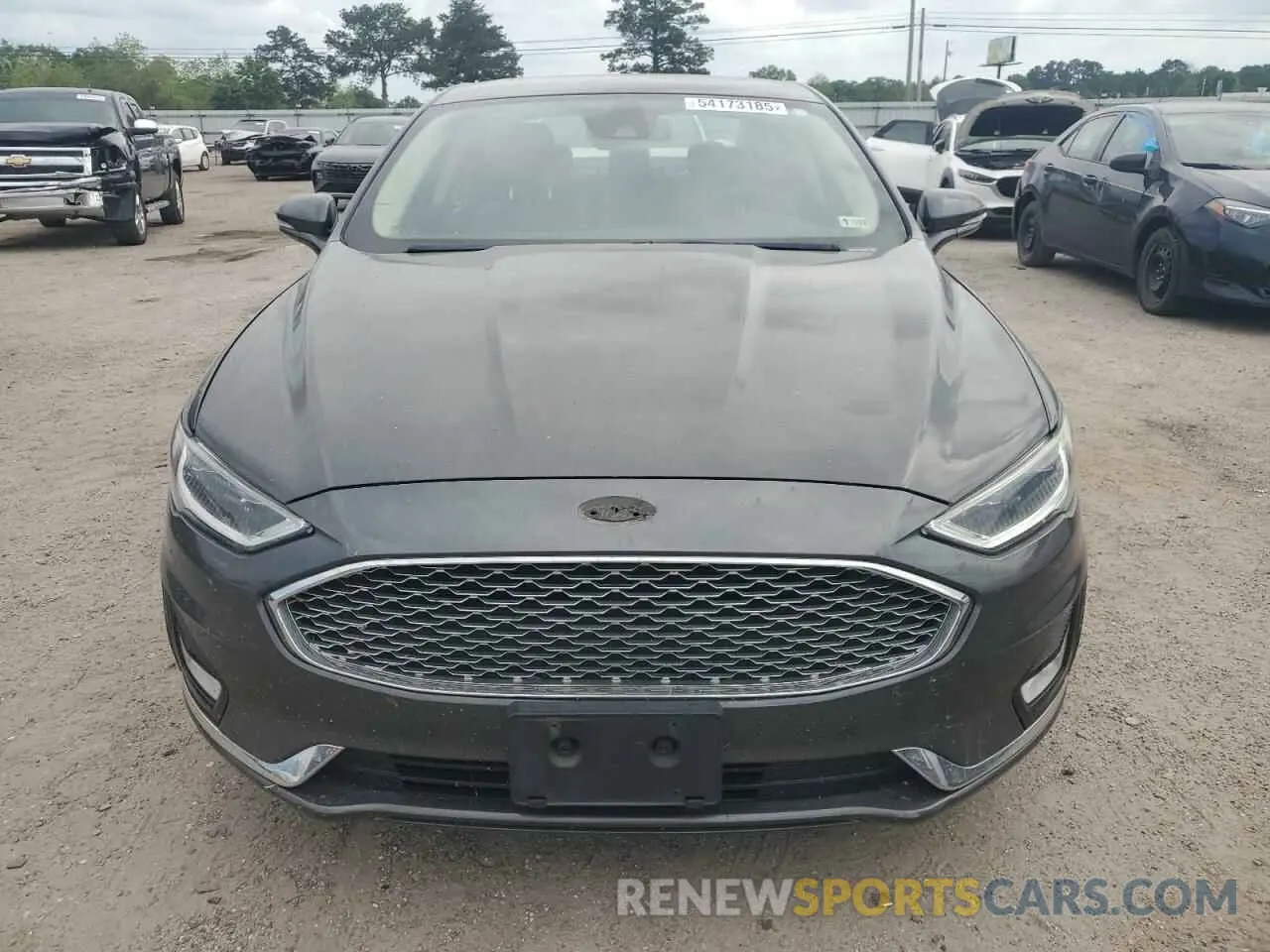 5 Photograph of a damaged car 3FA6P0RU6KR106828 FORD FUSION 2019