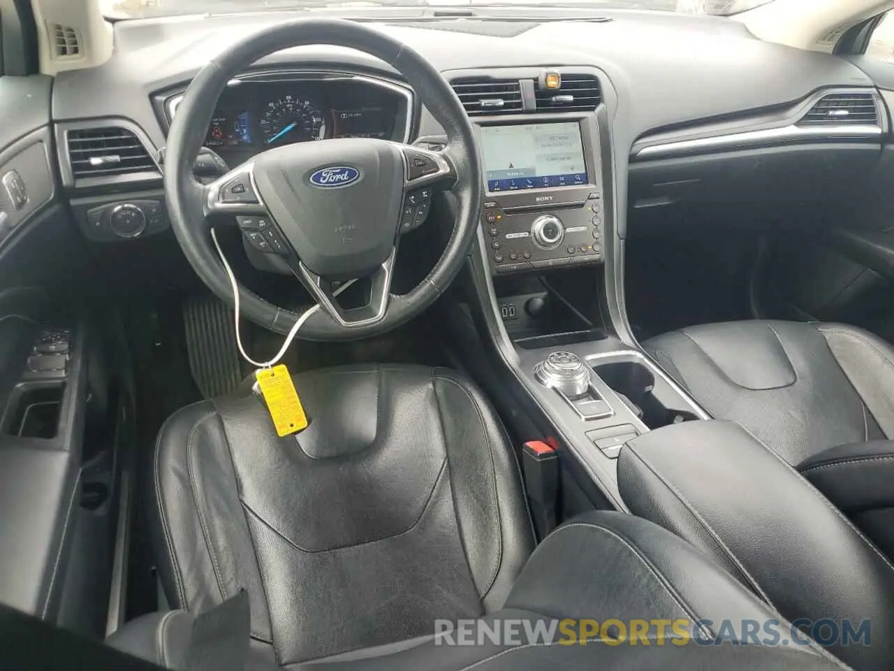 8 Photograph of a damaged car 3FA6P0RU6KR106828 FORD FUSION 2019