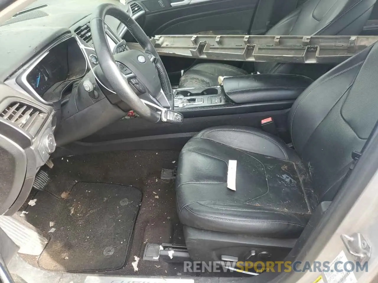 7 Photograph of a damaged car 3FA6P0RU7KR141023 FORD FUSION 2019