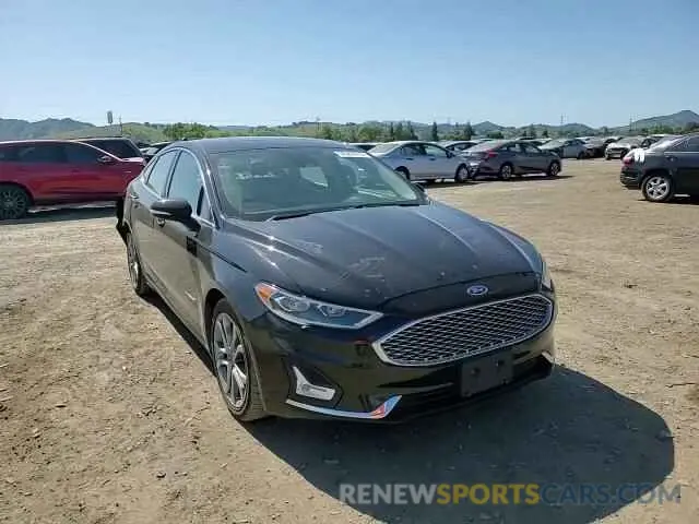 10 Photograph of a damaged car 3FA6P0RU7KR183739 FORD FUSION 2019