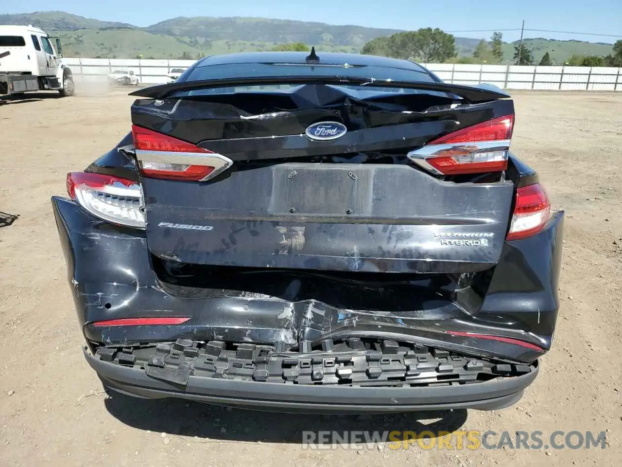 6 Photograph of a damaged car 3FA6P0RU7KR183739 FORD FUSION 2019