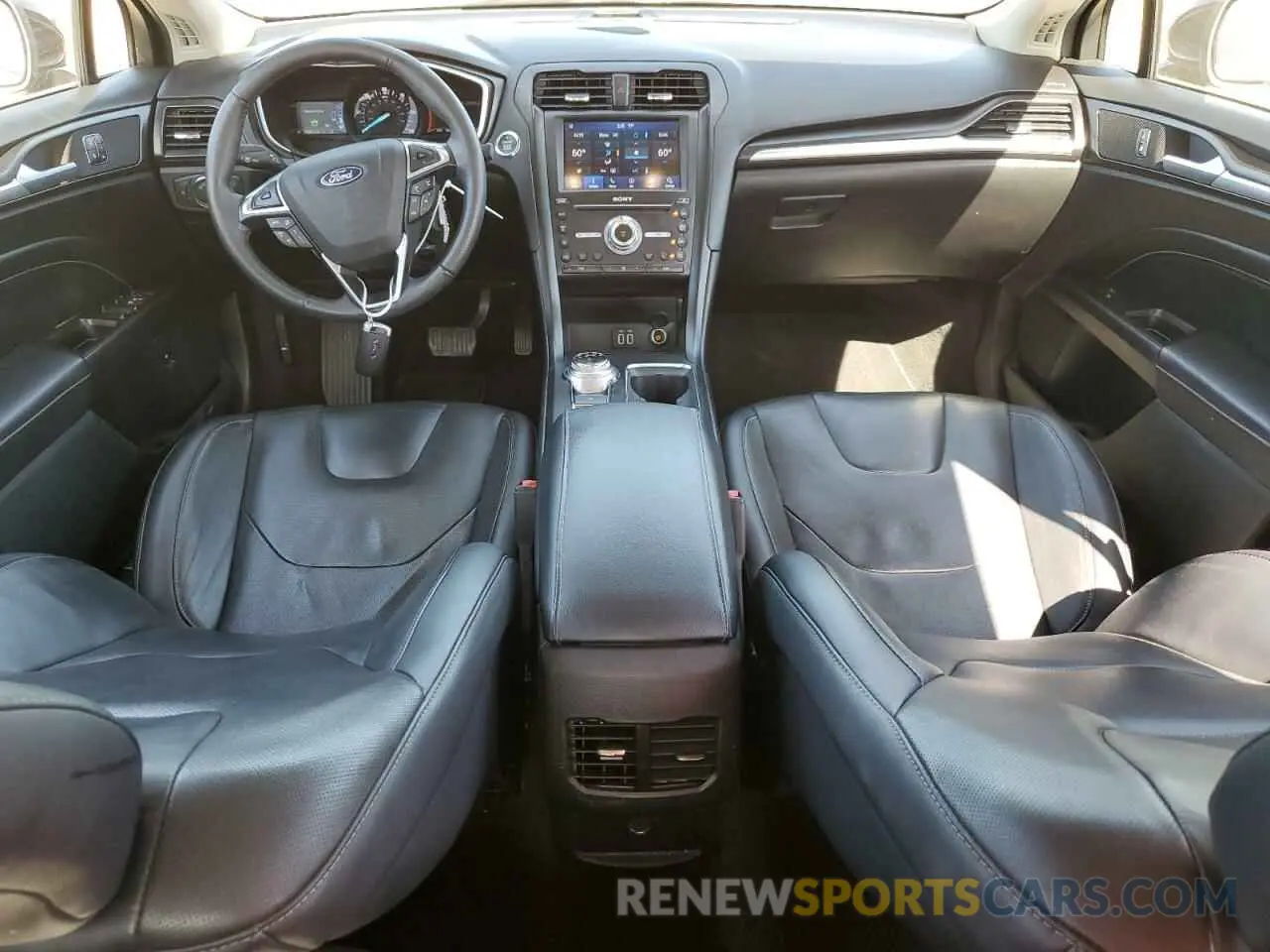 8 Photograph of a damaged car 3FA6P0RU7KR183739 FORD FUSION 2019