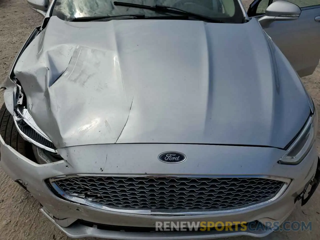 11 Photograph of a damaged car 3FA6P0RU9KR209239 FORD FUSION 2019