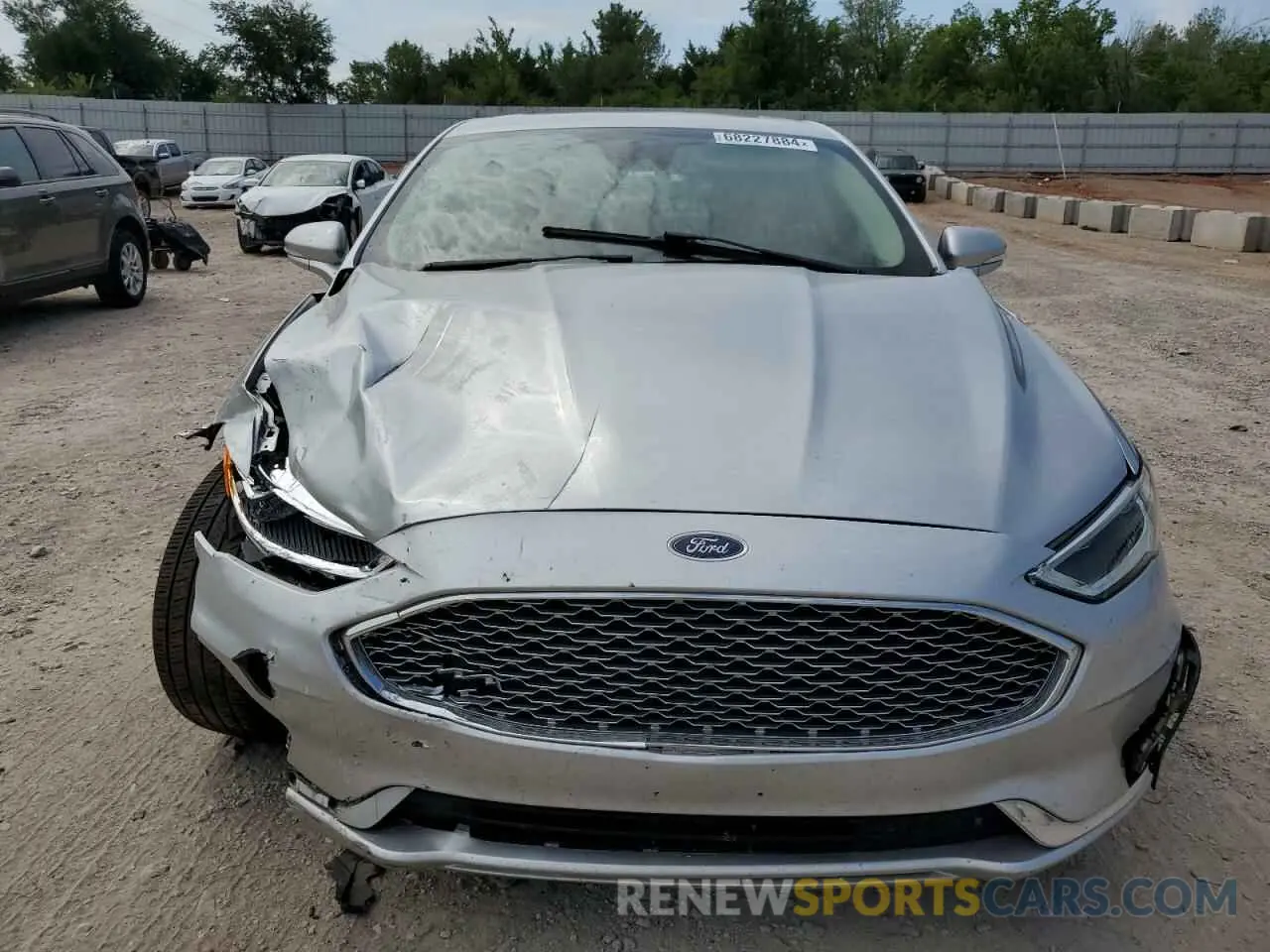 5 Photograph of a damaged car 3FA6P0RU9KR209239 FORD FUSION 2019