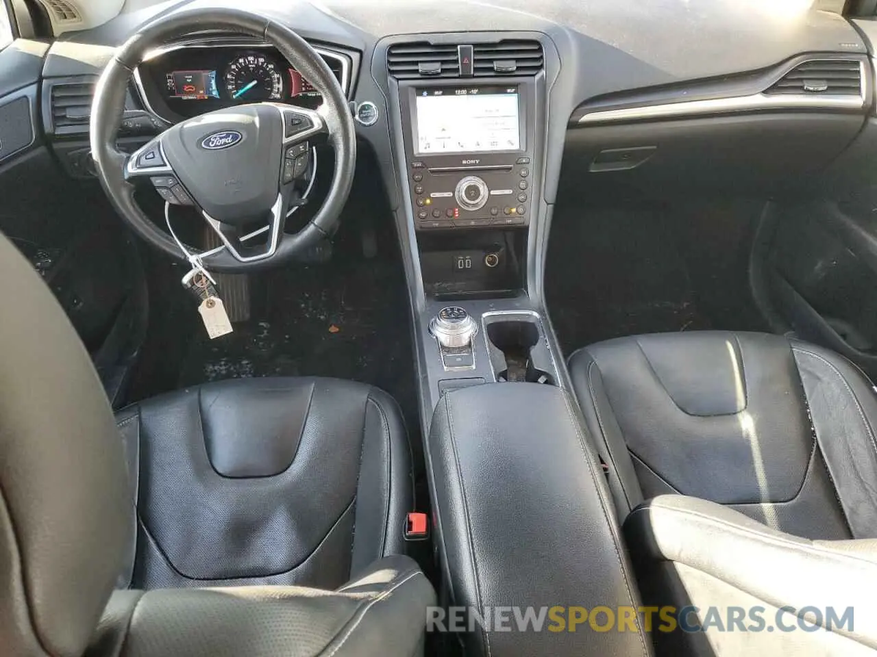 8 Photograph of a damaged car 3FA6P0RU9KR243889 FORD FUSION 2019