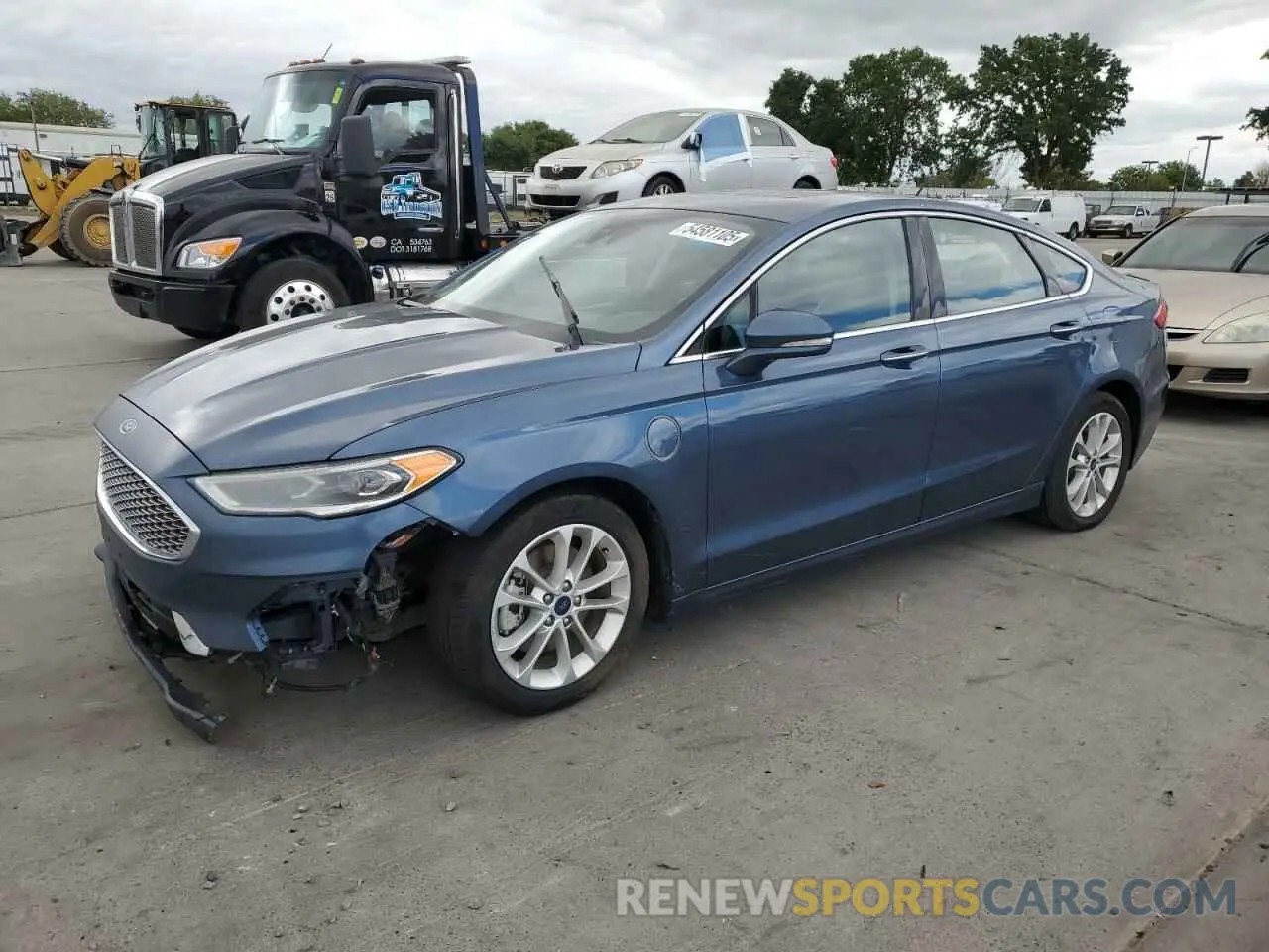 1 Photograph of a damaged car 3FA6P0SU2KR216561 FORD FUSION 2019