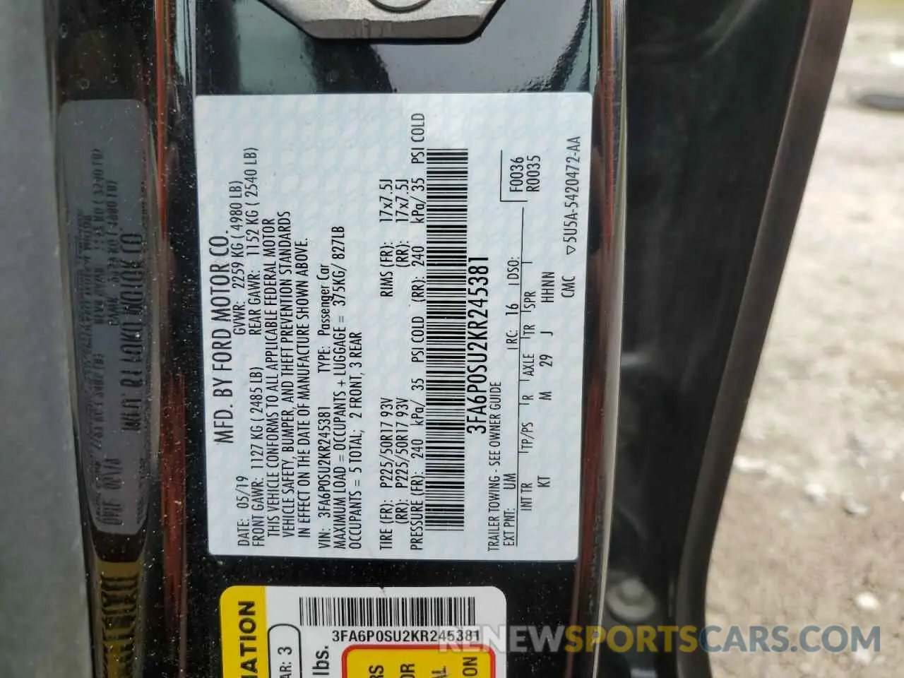 13 Photograph of a damaged car 3FA6P0SU2KR245381 FORD FUSION 2019
