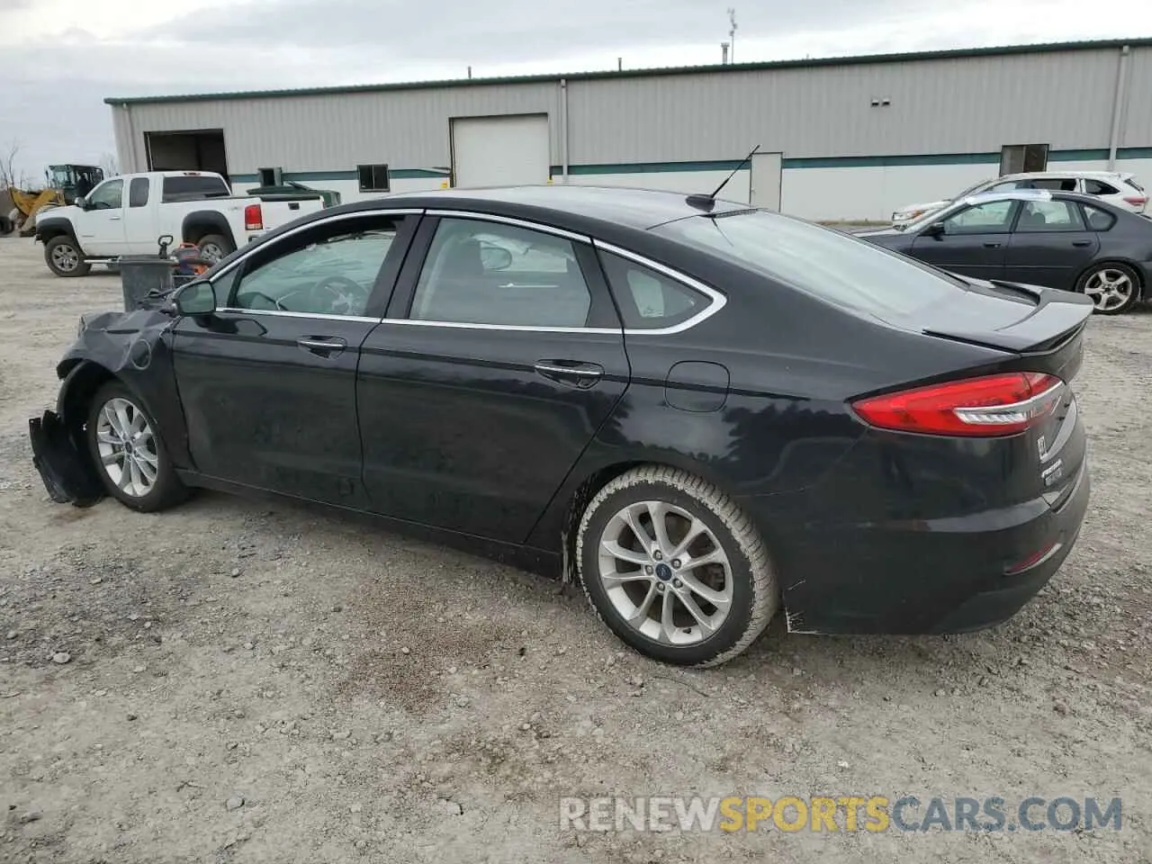 2 Photograph of a damaged car 3FA6P0SU2KR245381 FORD FUSION 2019